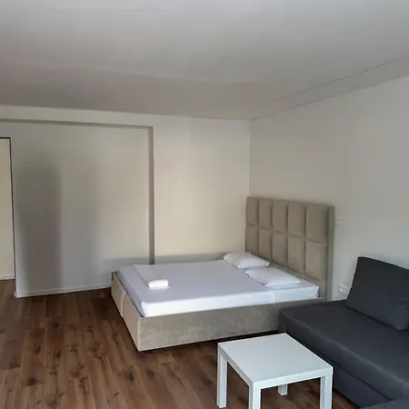 Quiet With Garden + Parking Апартаменты Любляна
