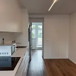 Quiet With Garden + Parking Appartement *