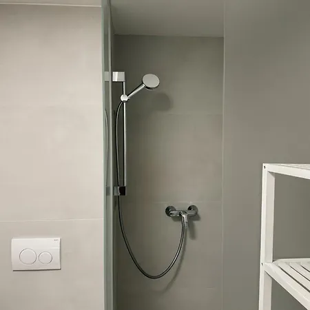 Quiet With Garden + Parking Apartment